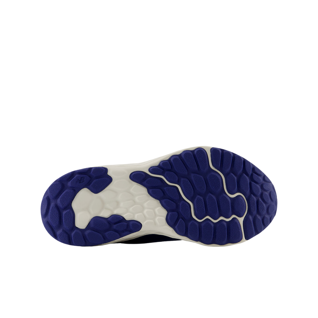 Fresh Foam Arishi v4 – Inkwell with Neo Flame and Silver