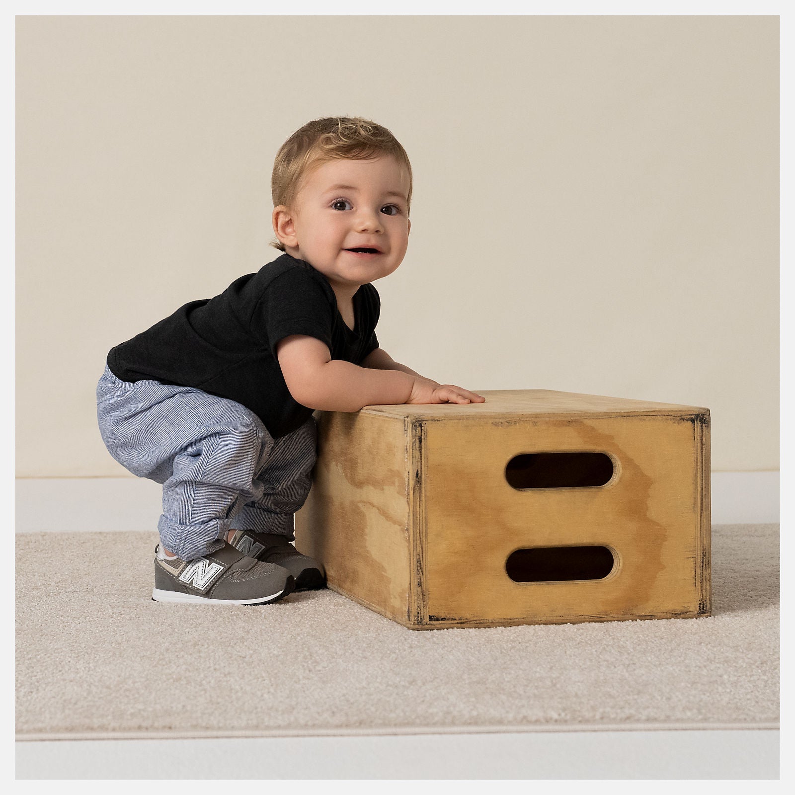 574 NEW-B Hook & Loop